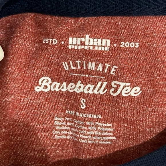 Urban Pipeline Men’s Baseball Tee Size Small Red Navy Blue long sleeve - Picture 5 of 6